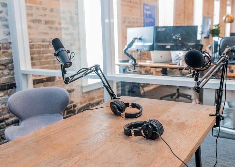 Launching a startup? Here are 7 podcasts you should listen to